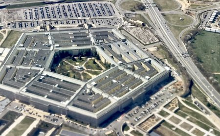 Lầu Năm Góc nhận quà ẩn danh 130 triệu USD giữa lúc chính phủ đóng cửa